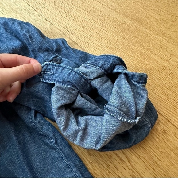 ANTHROPOLOGIE CLOTH & STONE  chambray Popover BLOUSE - M - Picture 6 of 11